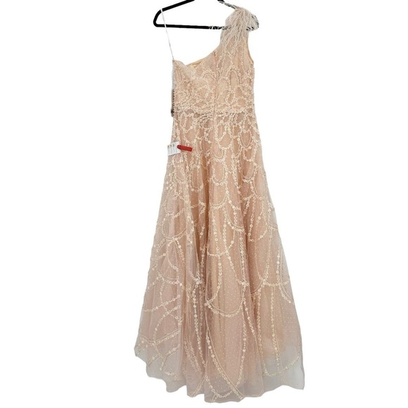 MAC DUGGAL Embellished Feathered One-shoulder Gown in Tulle Size 8 NWT - Picture 7 of 13